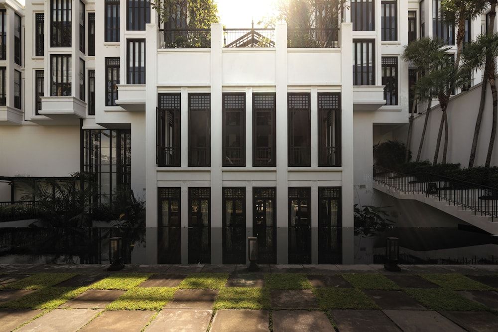 undefined The Siam 6