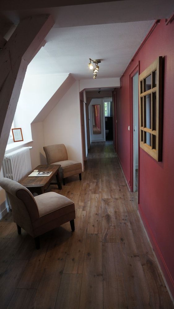 Hostellerie de la Porte Bellon Family Suite, Multiple Beds, Non Smoking, City View 2