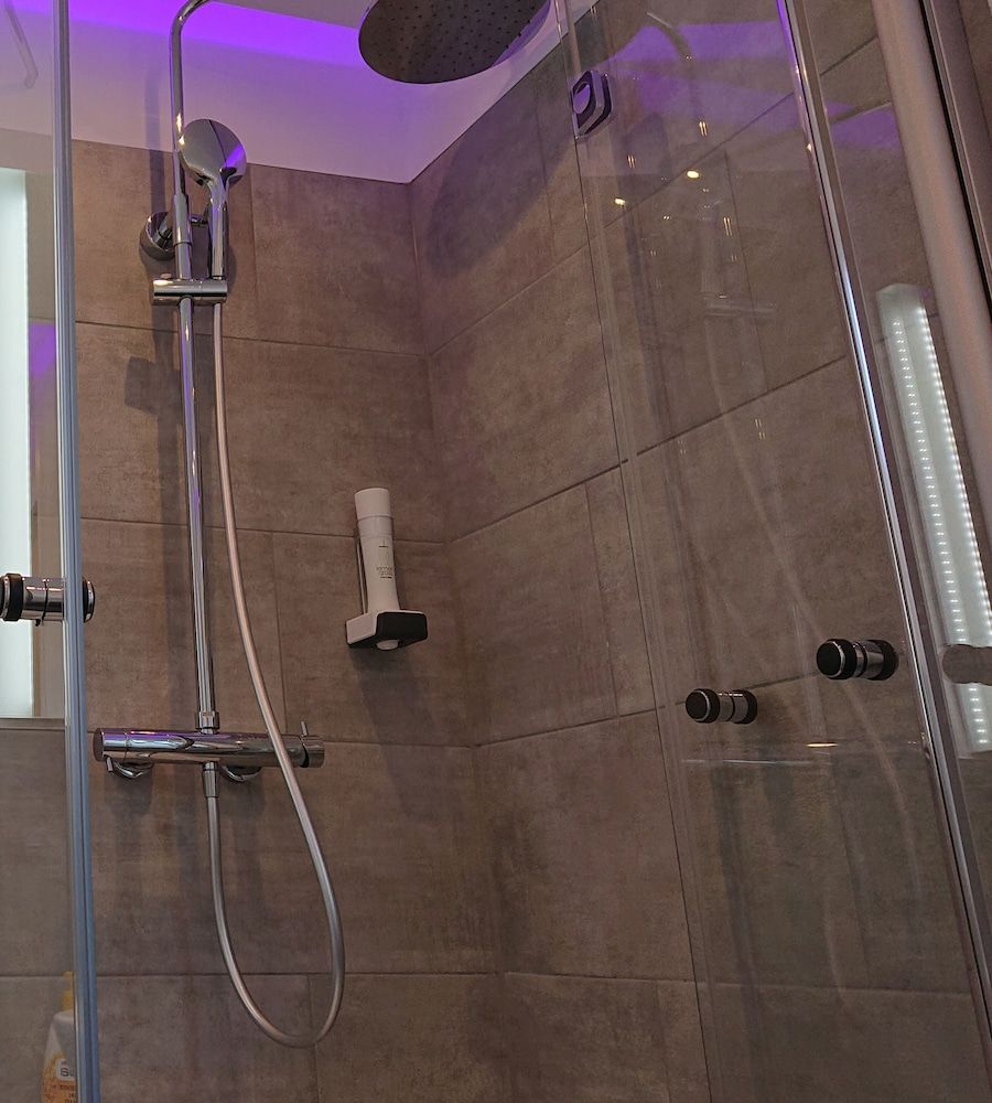 Pension Elisabeth - Rooms & Apartments Economy Double Room, Shared Bathroom 7