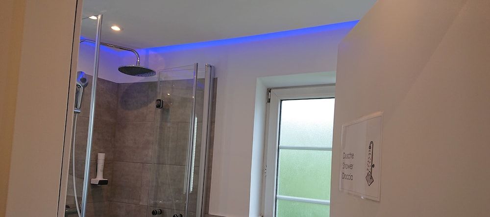 Pension Elisabeth - Rooms & Apartments Economy Double Room, Shared Bathroom 6