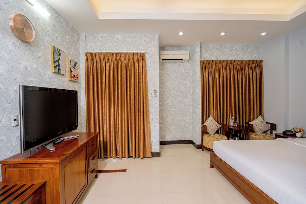 Ben Thanh Retreats Hotel VIP Room 24