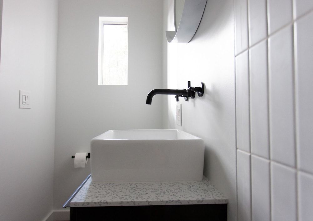 Colorado Lodge Design Cabin, Multiple Beds, Garden View (C2) 5