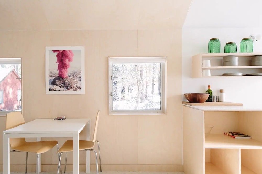 Colorado Lodge Premier Cabin, 1 Queen Bed, Garden View (C3) 6