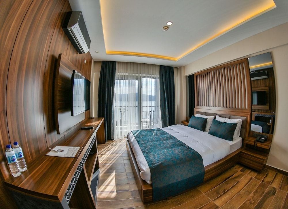 Diamond Liman Hotel Standard Double Room, Sea View 3