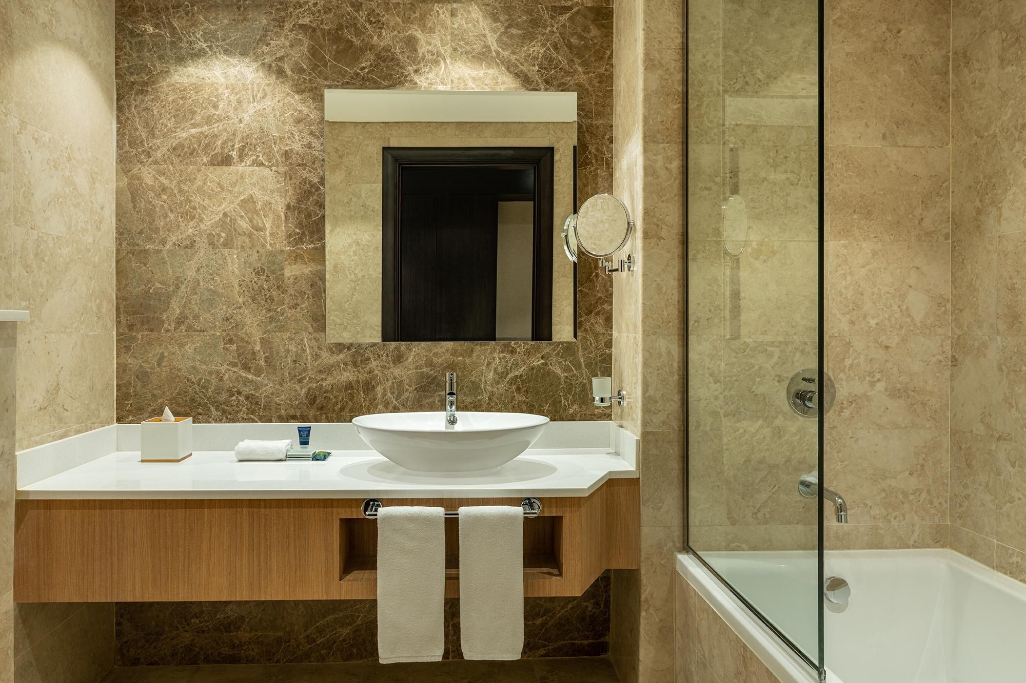 undefined Four Points by Sheraton Production City, Dubai 4