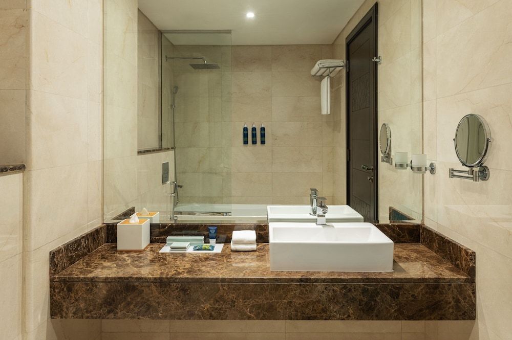Four Points by Sheraton Production City, Dubai Superior Room, 2 Twin Beds 2