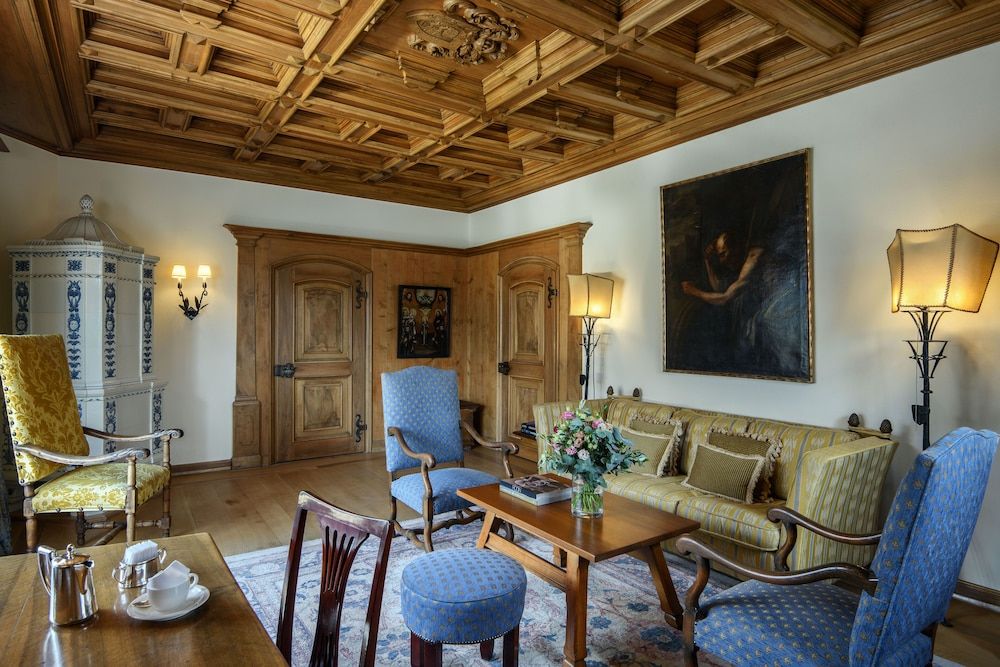 Badrutt's Palace Hotel Suite (Hitchcock) 4