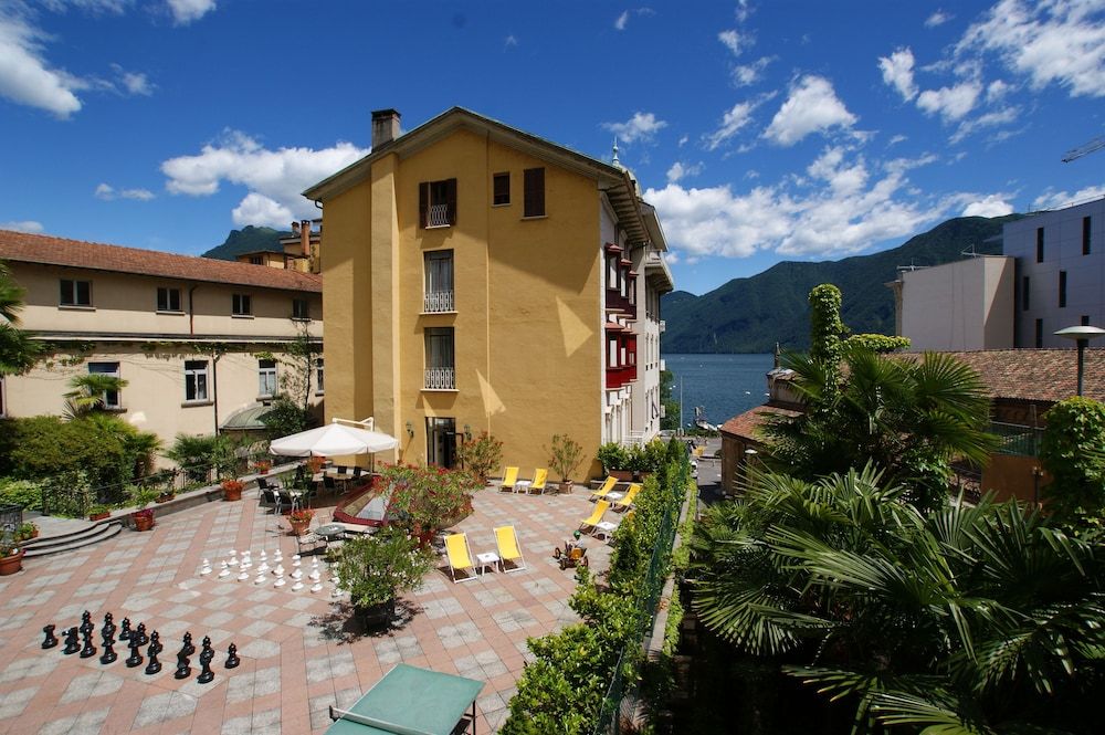 undefined International au Lac Historic Lakeside Hotel 2