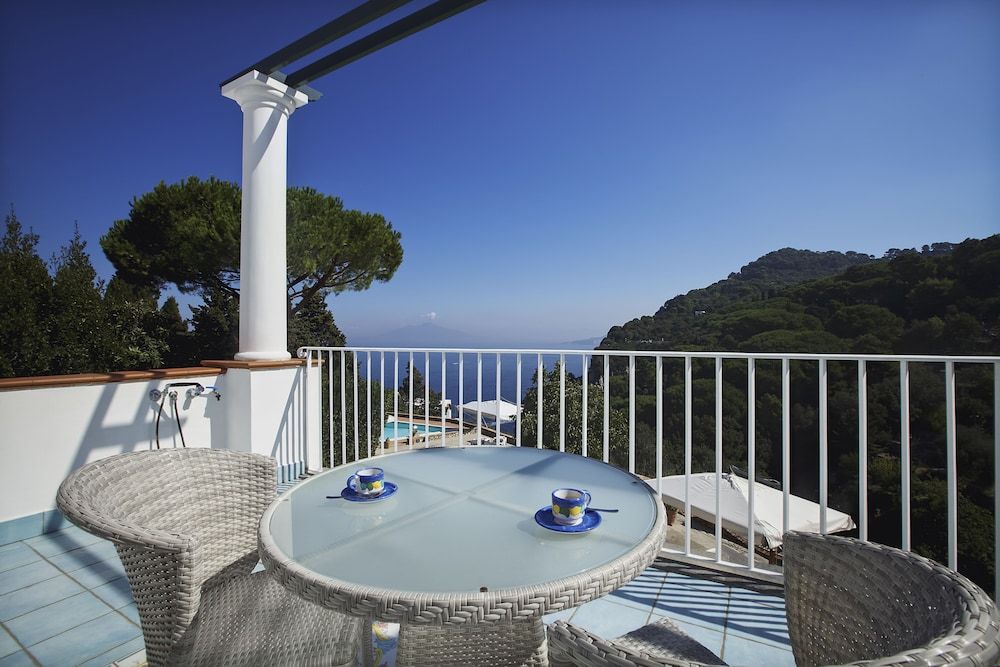 undefined Suite Villa  Carolina