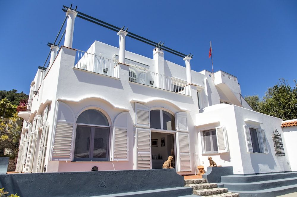 undefined Suite Villa  Carolina 6