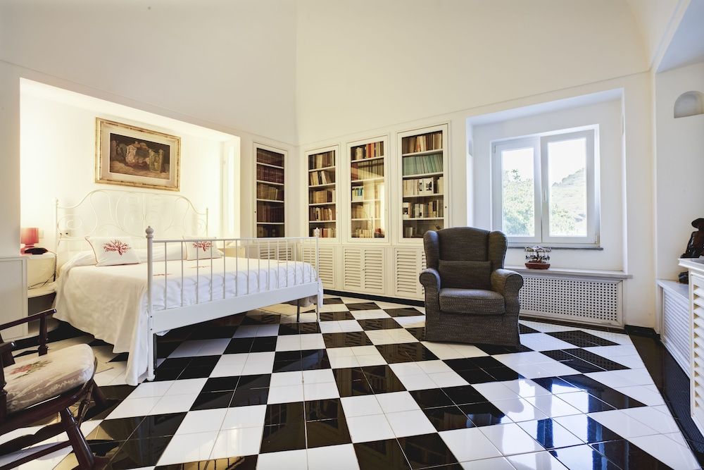 undefined Suite Villa  Carolina 4