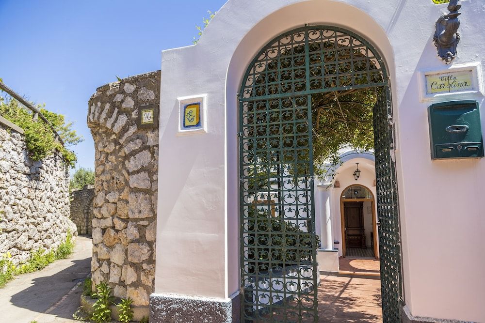 undefined Suite Villa  Carolina 7