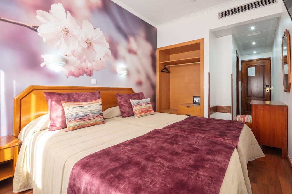 undefined Hotel Anjos 2