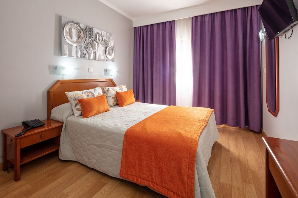 undefined Hotel Anjos 4