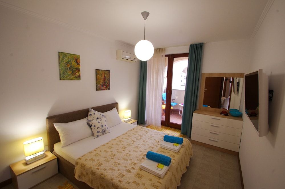 Apartment, 2 Bedrooms, Balcony