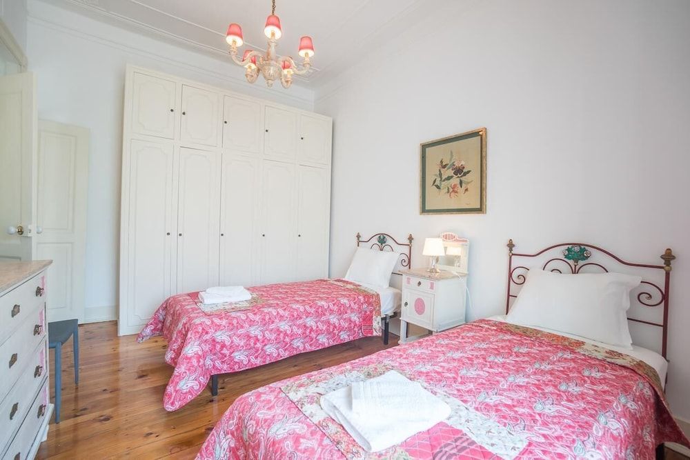 undefined Campo Pequeno 3 Bedroom Apartment 5