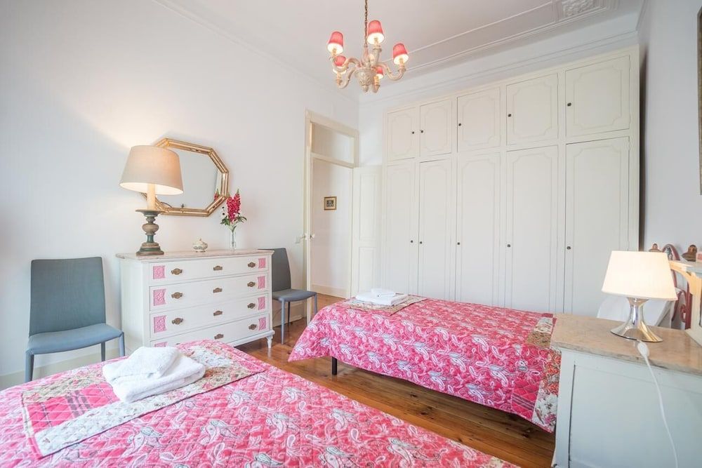 undefined Campo Pequeno 3 Bedroom Apartment 10