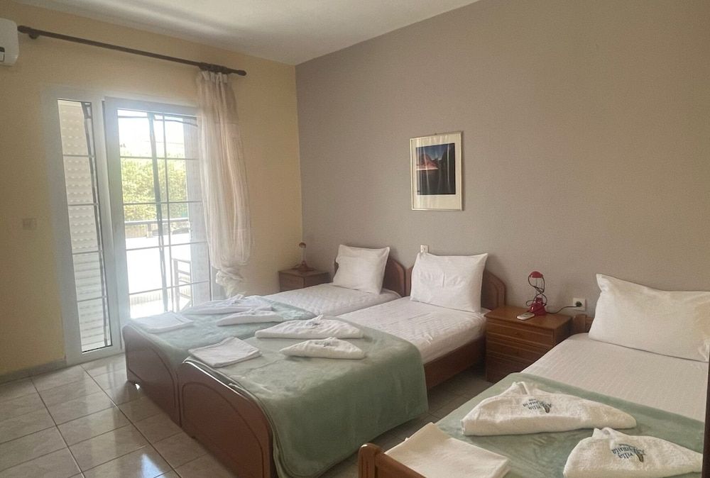 Grand Suite, 2 Bedrooms, Pool View, Beachfront