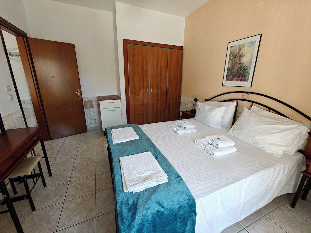 Family Suite, 2 Bedrooms, Private Pool, Beachfront (private Pool from 20.06.2024 on)