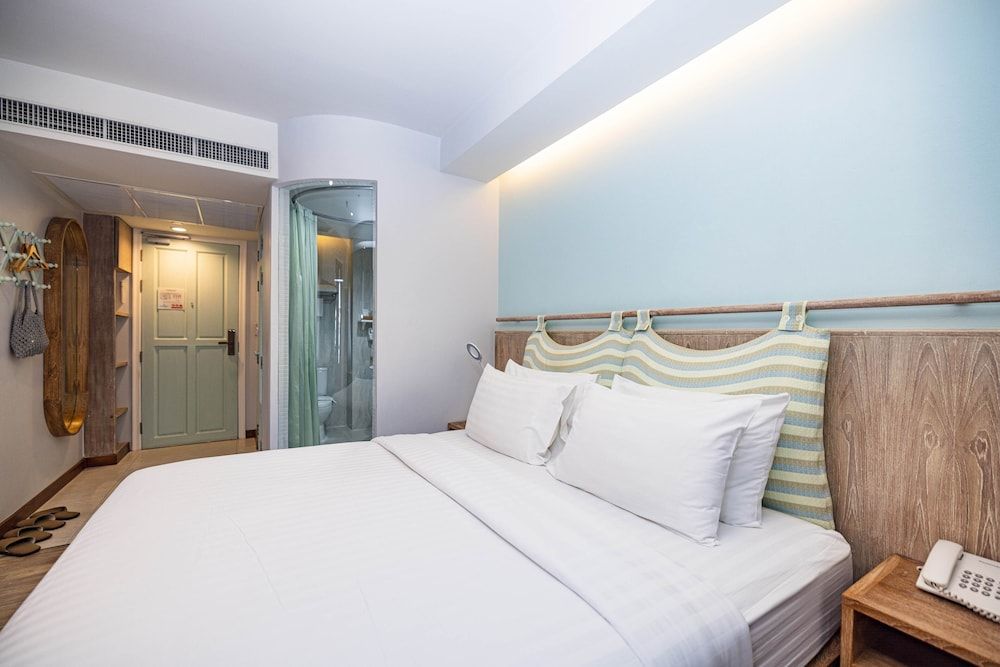 Pastell Oldtown Chiang Mai Deluxe Double Room With Balcony