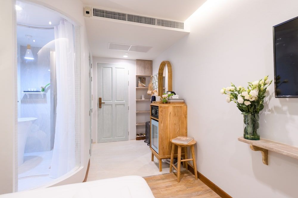 Pastell Oldtown Chiang Mai Deluxe Double Room With Balcony 23