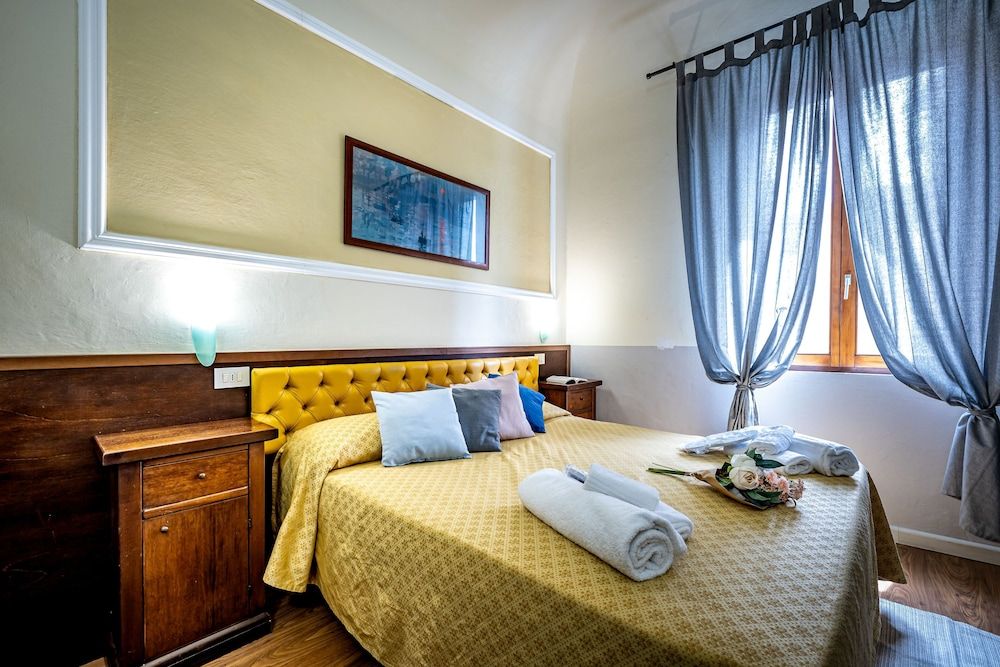 Hotel Minerva Economy Double Room 3