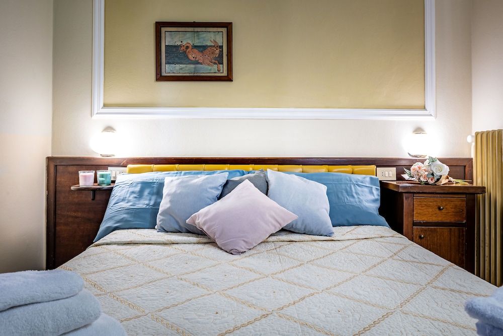 Hotel Minerva Economy Double Room 8