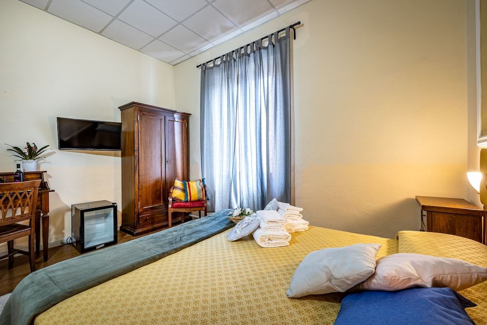 Hotel Minerva Economy Double Room 6