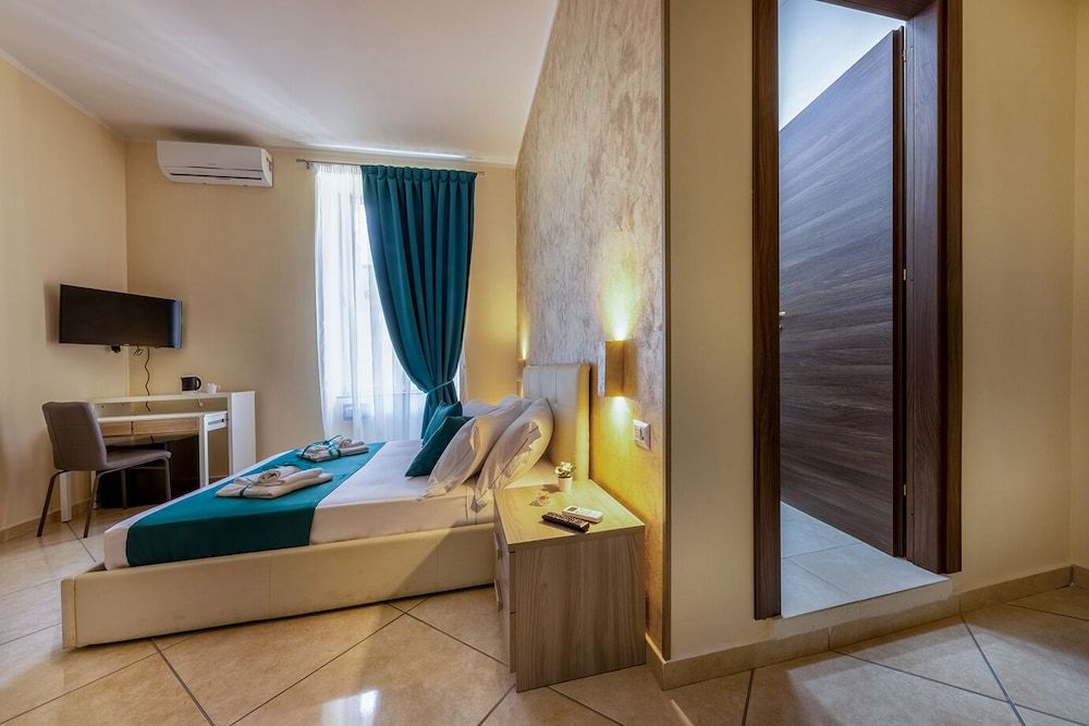 undefined Re Diego 2