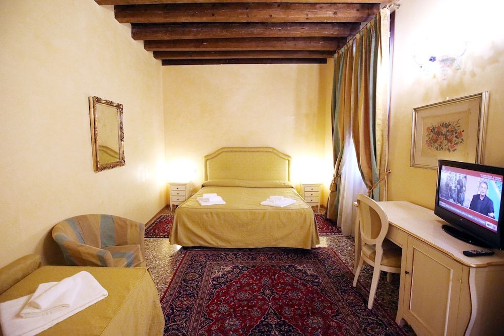 Alla Vigna - Room Only Triple Room 2