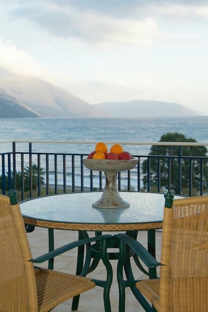 Hotel Kalafati Triple Room, Sea View 8