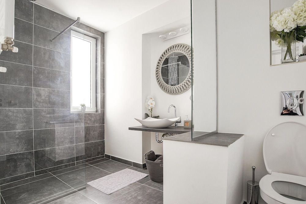 Metropole Apartments Old Town Deluxe Apartment, City View 19