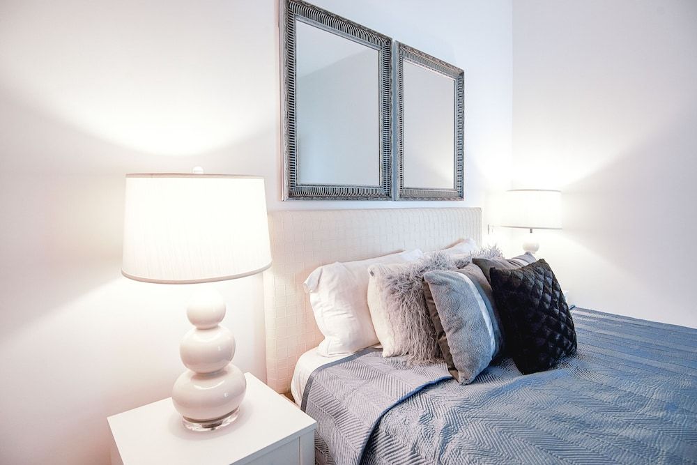 Metropole Apartments Old Town Deluxe Apartment, City View 4