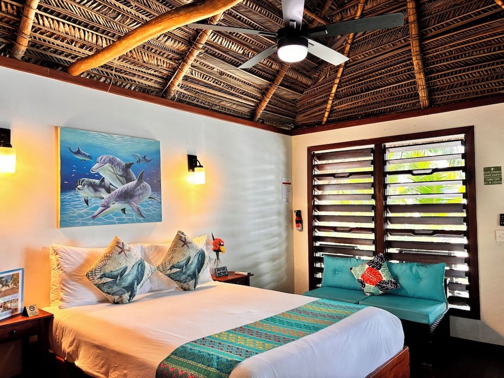 Azure Del Mar Deluxe Room, Beach View 3