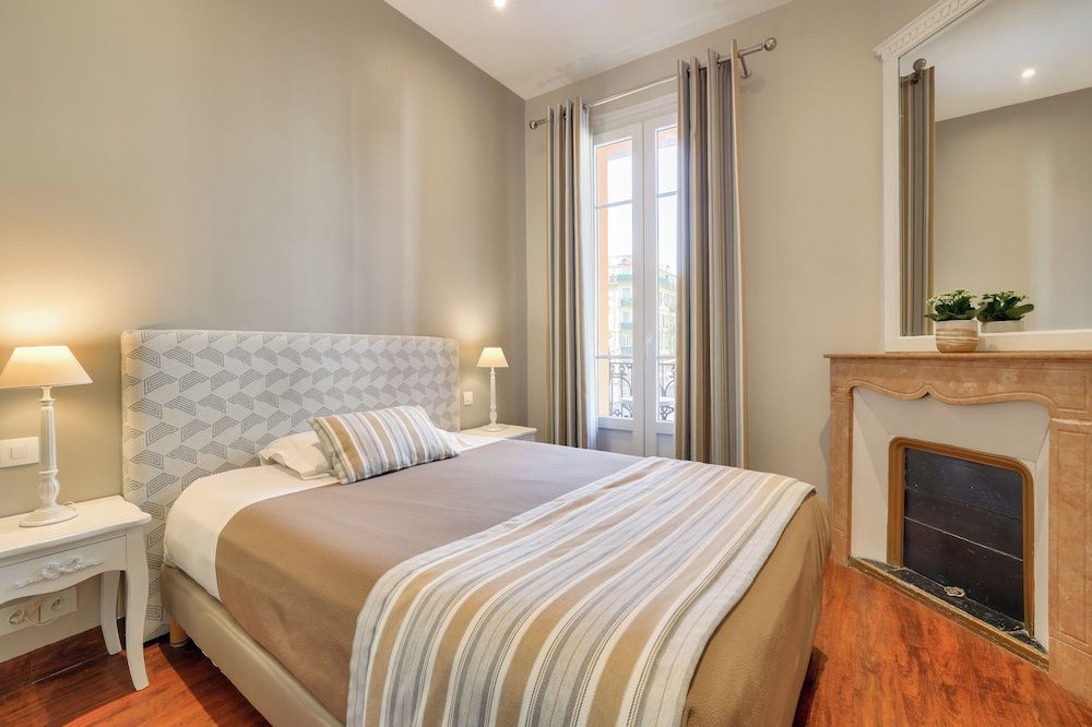 undefined Hôtel Lépante 2