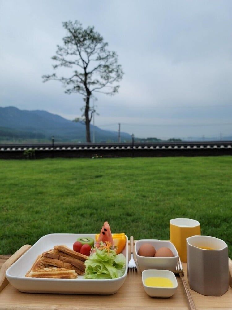 Hwarangroo Double Room 14