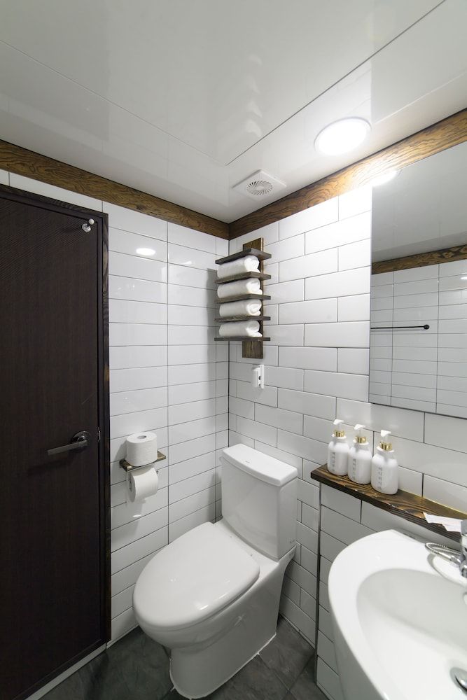 Hwarangroo Double Room 18