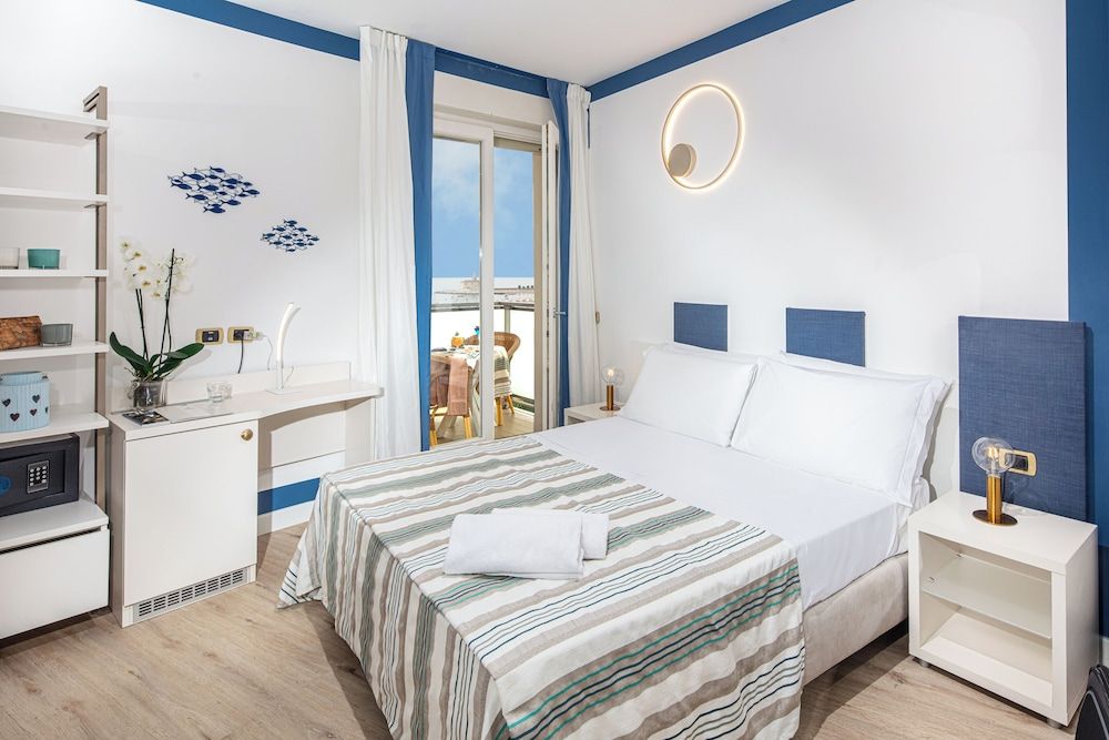 Classic Double Room, Sea View