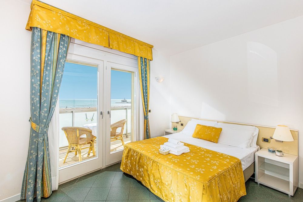 Standard Double Room, Sea View