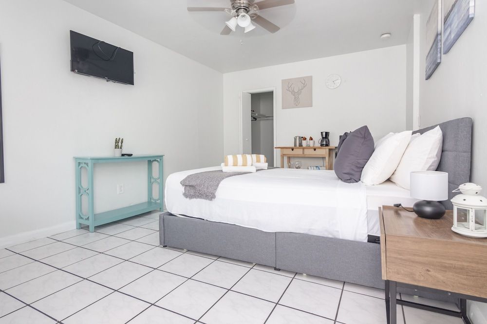 Boutique Apartments Miami Basic Studio (Unit 6A) 2