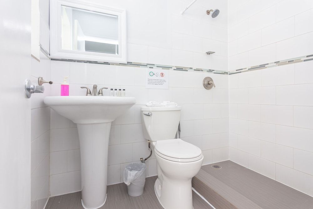 Boutique Apartments Miami Basic Studio (Unit 5A) 4