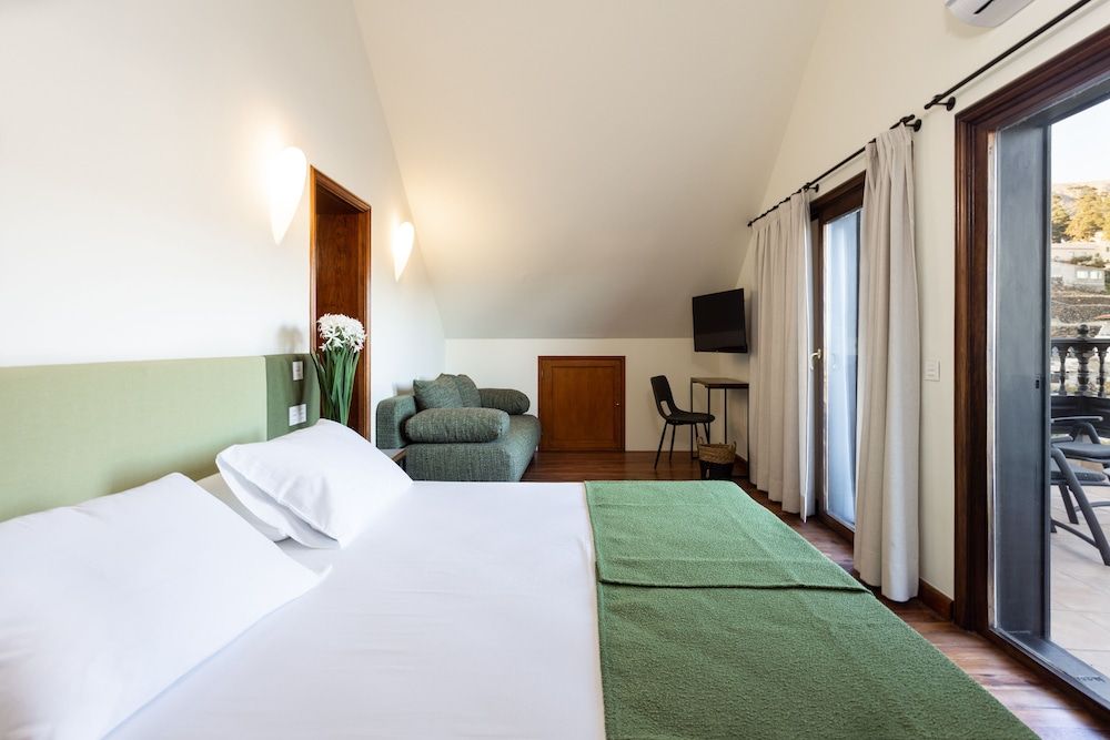 Hotel Alta Montaña Junior Studio Suite, Mountain View 4