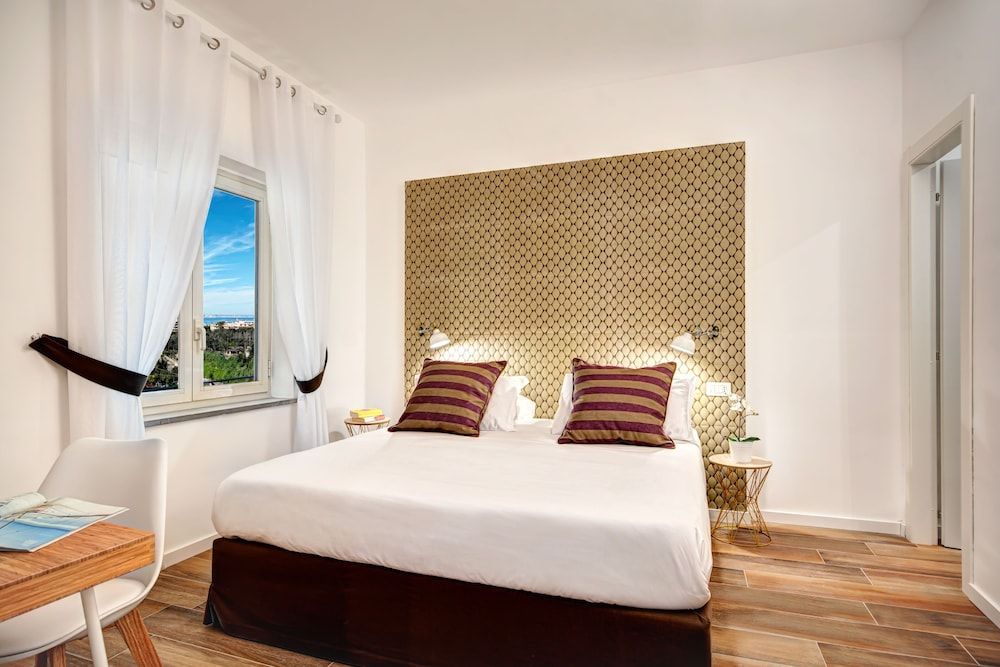 undefined Sorrento Golden Apartment 4