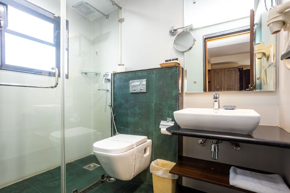 Hotel Kutumba Deluxe Room 4