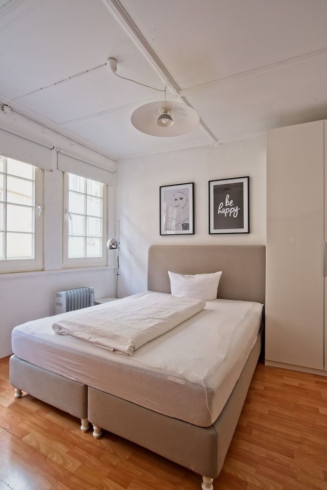 Apartment Zentral City Apartment, 4 Bedrooms (Nr. 17) 7