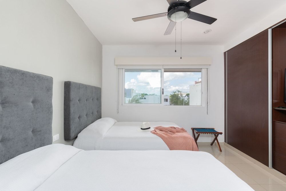 undefined Sabbia B401 y B402 By Lockey 10