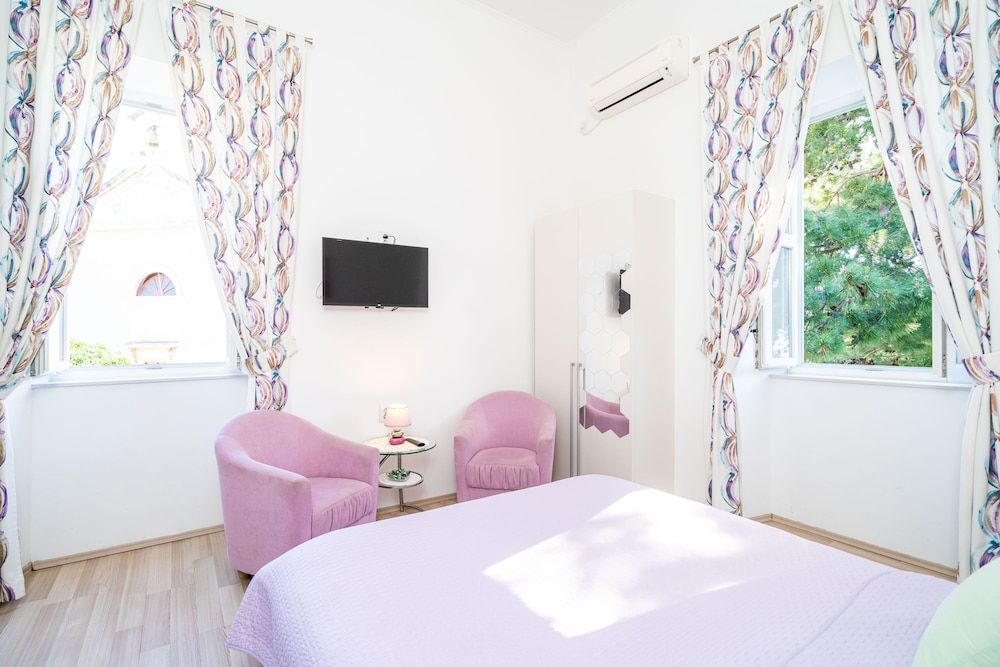 undefined House Boninovo - Adults Only 7