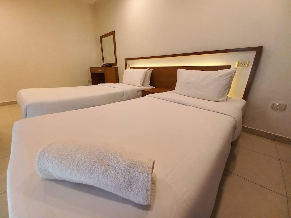 Lujain Hotel Suites Luxury Room, 1 Bedroom 5