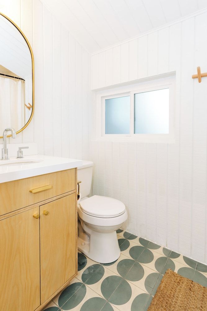 The Green Room Hotel Design Triple Room, Bathtub 3