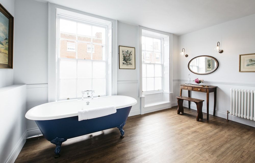 The Bower House Restaurant & Rooms King Room - Room 5 2